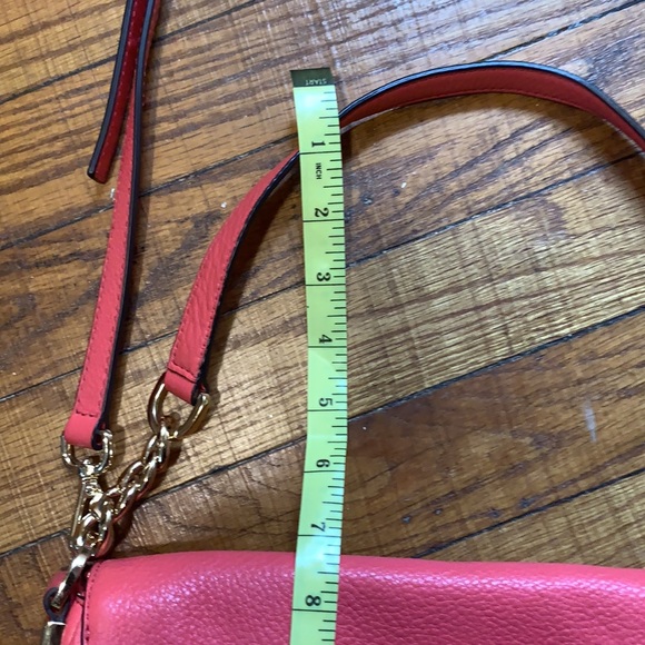 Authentic Michael Kors Leather Crossbody purse - Picture 10 of 11